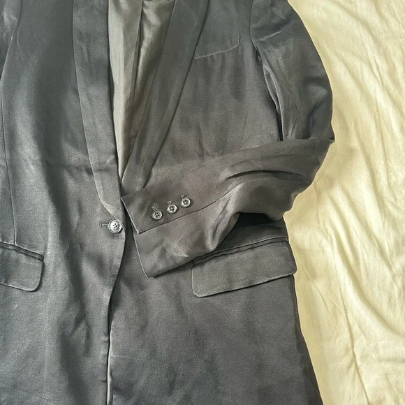 H&M Classic Black Suit Jacket - Picture 5 of 8